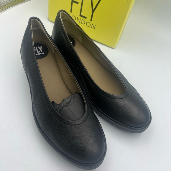 Fly London LENY258FLY-000 Womens Black Leather Slip On Wedge Size EU38 NEW w/Box - Picture 4 of 16